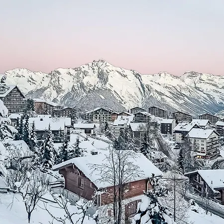 Dominic By Interhome * Saclentse