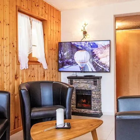 Dominic By Interhome *