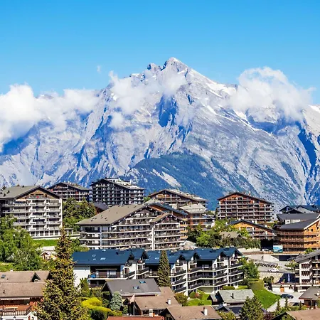 Dominic By Interhome